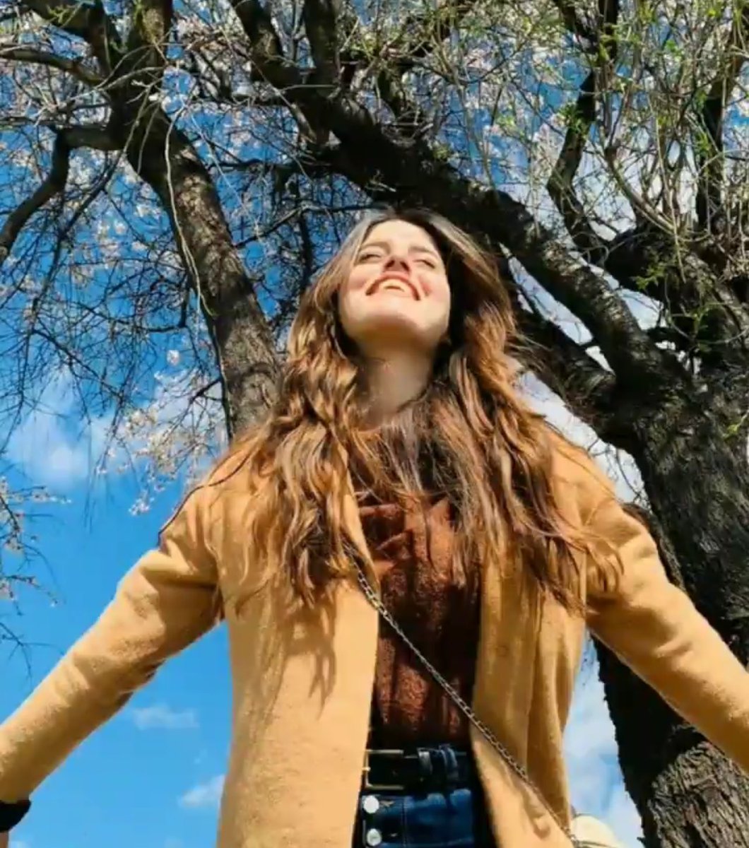 Ben burada gülmemişim bu arada. Yaptığınız algı çalışmasının amacına ulaşması açısından kahkaha attığım bu fotoğrafı kullanabilirsiniz.  #yaşıyorkengüleceğim