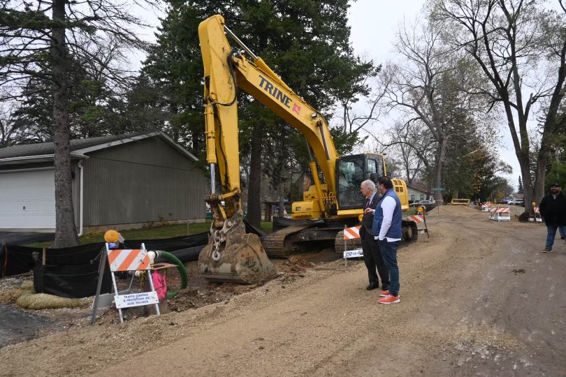 RepBillFoster's tweet photo. I was proud to help secure nearly $1 million for the Village of Holiday Hills to support its sanitary sewer extension project.

Last week, I got a firsthand look at the construction progress. https://t.co/d8tSt9zRhe