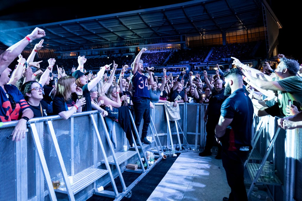 Pearl Jam tweet media