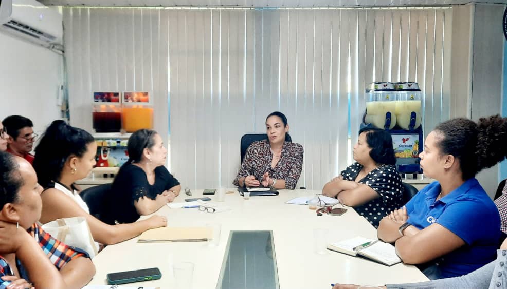 coralsacuba's tweet photo. ⬆️ Nuestro equipo en visita de intercambio de experiencias y asesoramiento a la empresa @Coracan_SA. Una jornada enriquecedora, junto a un colectivo que celebra su 30 aniversario, comprometido con la excelencia y la innovación. 

#CoralsaCuba #30Aniversario https://t.co/G76QQw4QMf