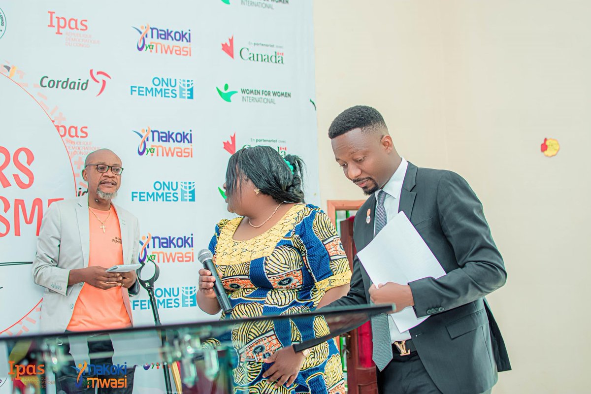 pshabani920's tweet photo. #sudkivu Face a la violence, une riposte collective est indispensable,Parlons et mobilisons-nous pour lutter contre toute forme des violences faites à la femme et à la fille. #16joursDactivisme #MakokiYaMwasi #ProrocoledeMaputo @|pasRDC @Mulunda JC
@Mike Mpoyi
@canada en Rdc https://t.co/eG6m4J14Vf