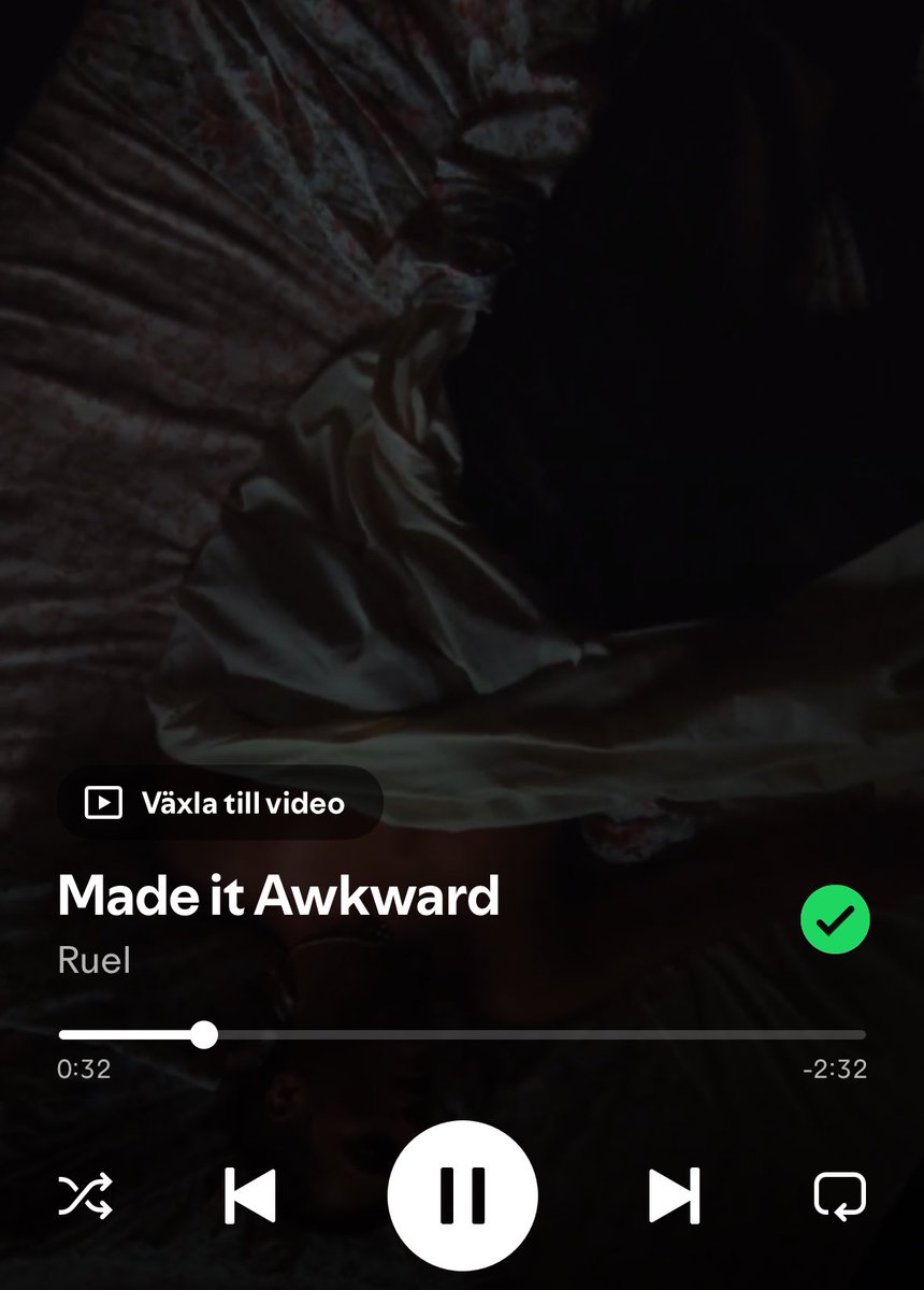 mutualbeer's tweet image. is this enough #MadeitAwkward