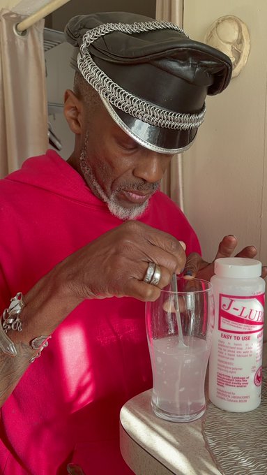 Watch Master Eli_MML2016 ⏩FOLSOM's leaked NSFW photo on TwXstars