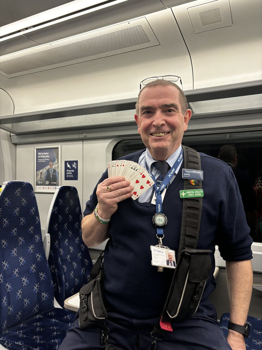 Appreciation post for the marvellous Dominic of <a href="/ScotRail/">ScotRail</a> who kept me and <a href="/SeanBattyTV/">Sean Batty</a> entertained on the Edinburgh to Glasgow train tonight with card tricks and great chat. Simple things can brighten someone’s day and he certainly made us smile after a day’s work ❤️