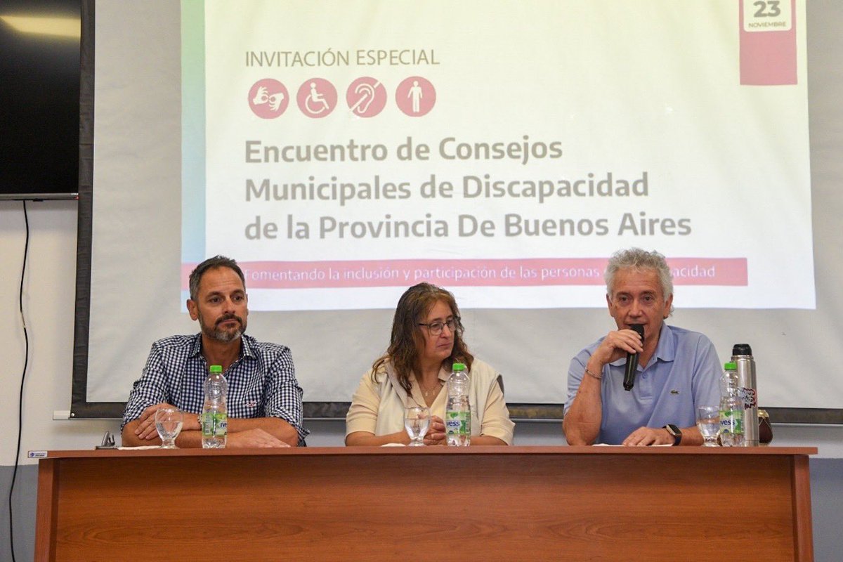 PoliticasPBA's tweet photo. Encuentro de Consejos Municipales de Discapacidad en Bolívar

Participamos del encuentro de representantes de consejos municipales de discapacidad de la Provincia de Buenos Aires, bajo el lema “Fomentando la inclusión y participación de las personas con discapacidad.” https://t.co/Mfb8XyKVKa