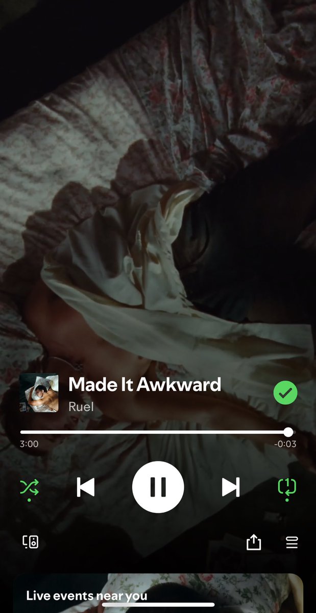 homesicklara's tweet image. on repeat 🎧 #MadeItAwkward