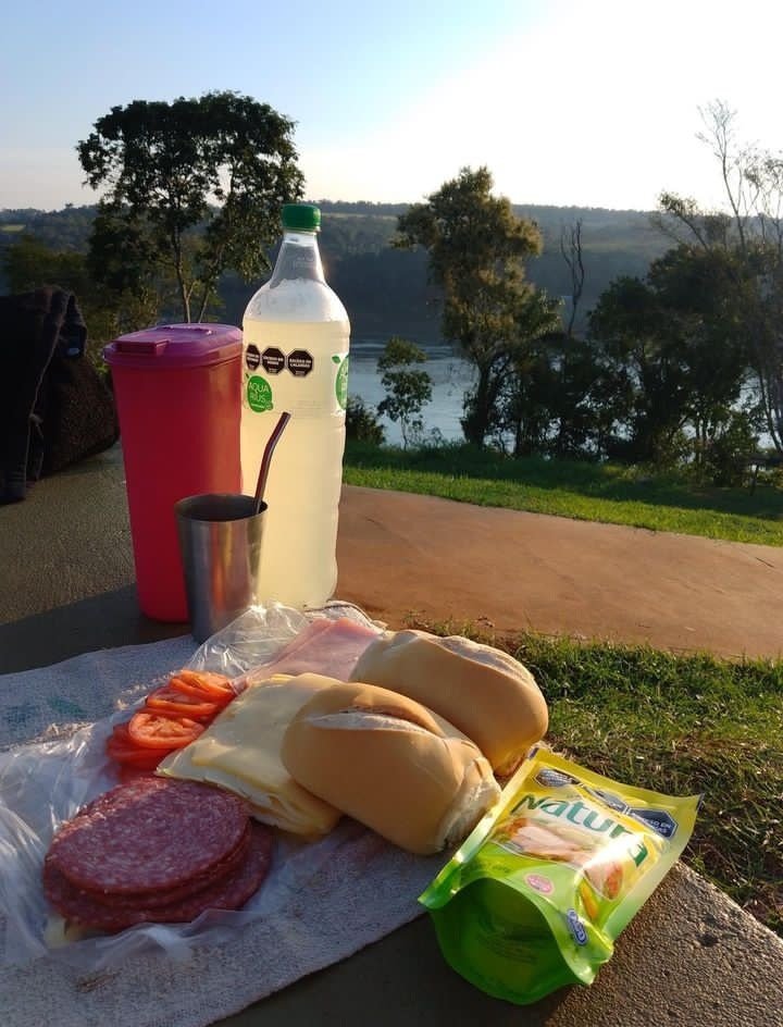 indirectasofi's tweet image. Me parece un planazo