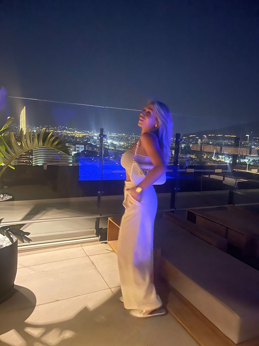 Would you follow all my orders? 😈