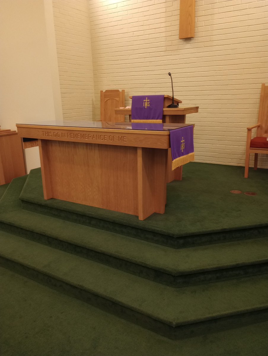 It's time!

What novelist Barbara Pym exasperatedly called "All those Sundays after Trinity!" are over, and Advent season is upon us!