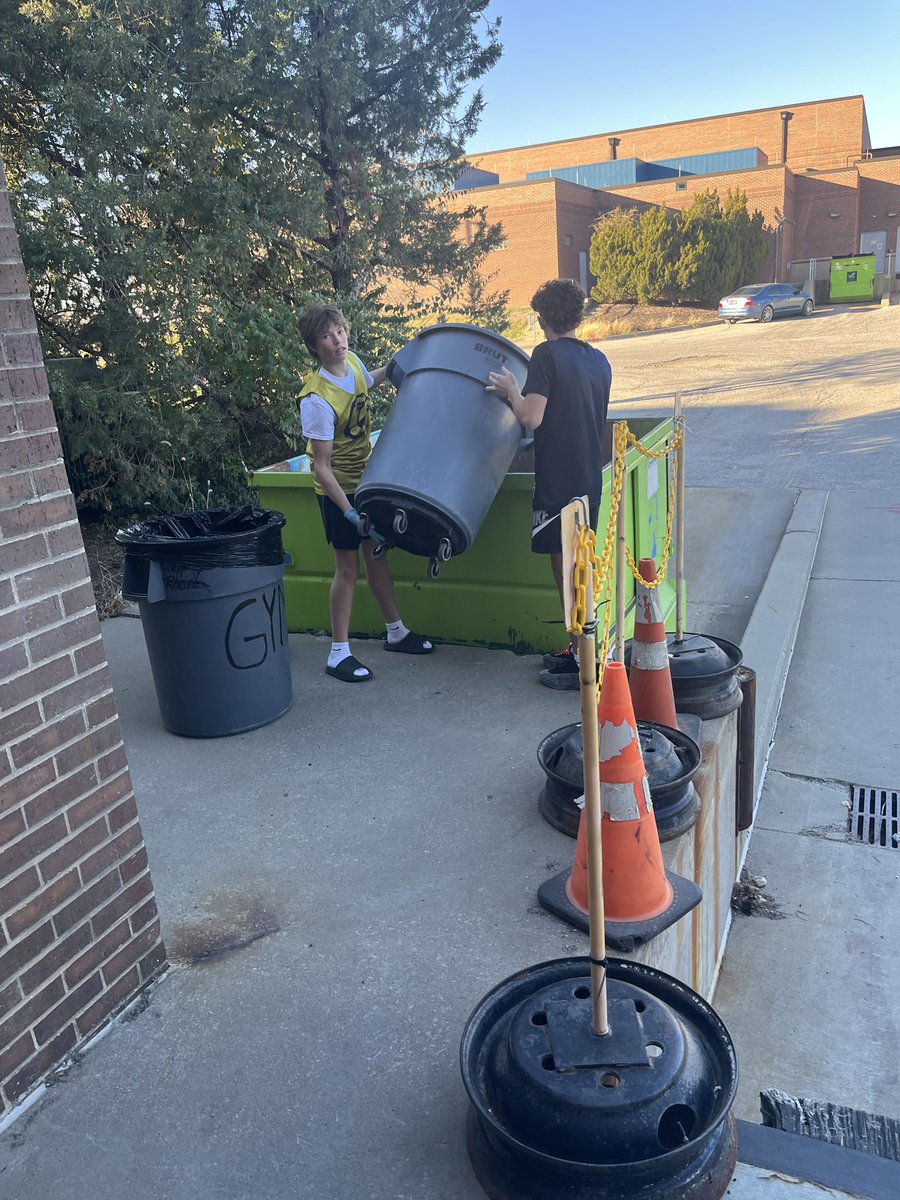 When our favorite Mrs. Carol is out, SVMS BB players know how to pitch in.  The guys collected trash from every room in SVMS. Great work guys! <a href="/SVMSEagles/">SVMS Eagles</a> <a href="/SVEaglesBB/">SVEaglesBoysBasketball</a>