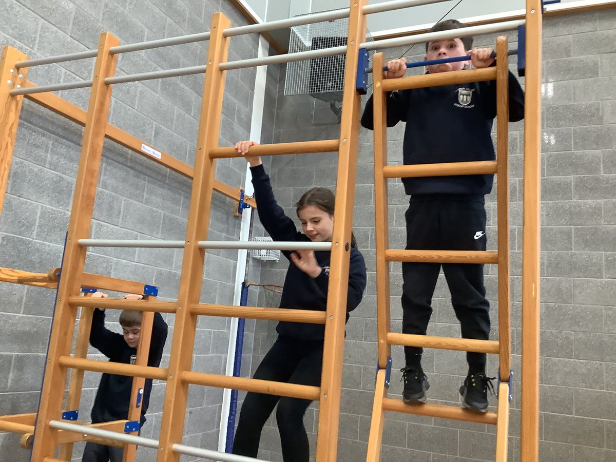 Mrs Forrest tweet media