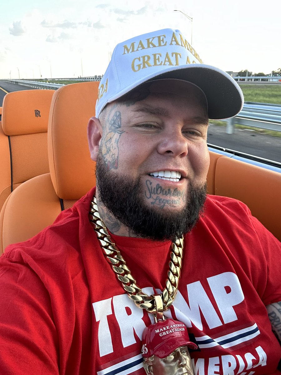 ForgiatoBlow47's tweet photo. Time to convert those 87,000 IRS agents into 87,000 ICE and Border Patrol agents!

RT if you agree https://t.co/cCduFLqr8F
