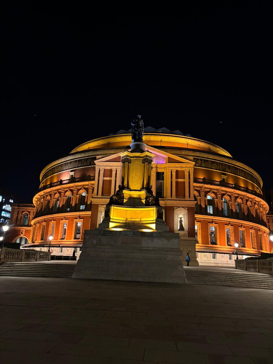 What an incredible evening!

Thank you to every single young person who performed alongside the <a href="/royalphilorch/">Royal Philharmonic Orchestra</a> as well as our amazing host <a href="/kaplinskyn/">Natasha Kaplinsky</a> and outstanding surprise guest <a href="/MPeopleHeatherS/">Heather Small | The Voice Of M People</a> 👏💚

#YoungSupportersConcert