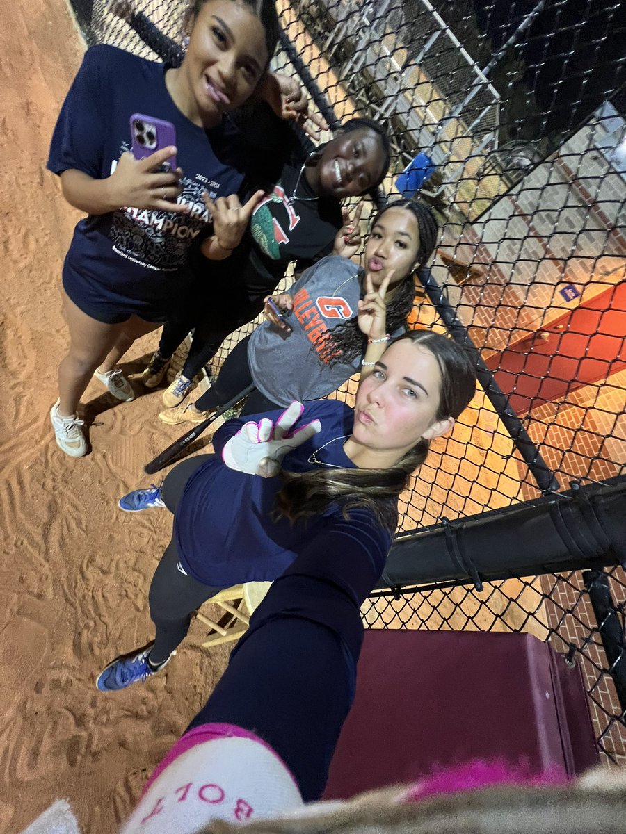 Matt Bodenheimer (@rbpd5015) on Twitter photo Another amazing night at @GordonSportsAcame me and <a href="/CoachLowe888/">Coach Lowe</a> just love when these girls come out to train! Another amazing night at @GordonSportsAcame me and <a href="/CoachLowe888/">Coach Lowe</a> just love when these girls come out to train!
