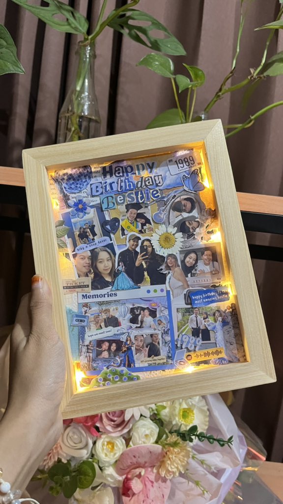pinkholicc1's tweet image. Guys aku jual scrapframe pop up frame dan journal frame buat dijadiin kado wisuda kado guru kado pacar ataupun kado temen. Memorable banget dan gak pasaran, cus sung wa atau dm ke ig Nalofis Pop Up #zonauang  #kadounik