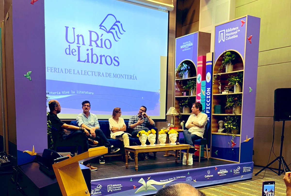 Unriodelibros's tweet photo. Revive algunos momentos de Un Río de Libros 2024 📚, la 9.ª Feria de la Lectura de Montería. Desde conversatorios inspiradores 🗣️ hasta presentaciones artísticas inolvidables 🎭, celebramos juntos la pasión por la lectura y la cultura. https://t.co/VYanAF7QNW