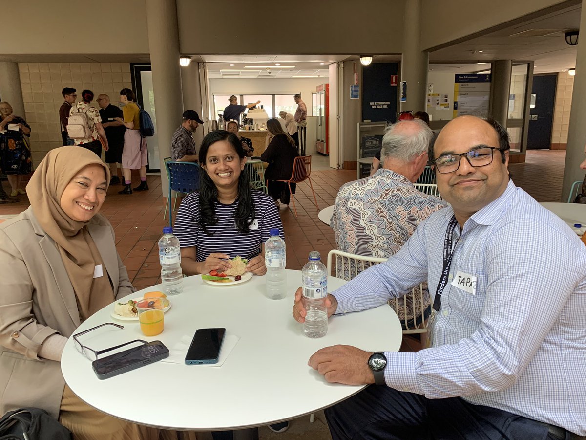 flindersbgl's tweet photo. Networking at the 2024 CBGL and CHASS HDR Spring Conference 🙌🙌🙌 https://t.co/wq11VmU69r