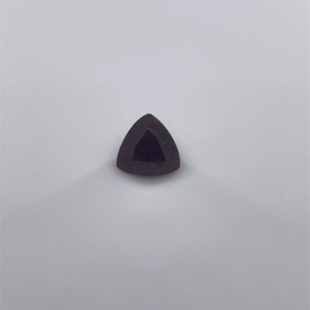 DelmiglioreJ's tweet photo. 【6069-9】
パイロープガーネットルース 0.203ct
3.66×3.61×2.17mm 日独ソ付
#パイロープガーネット #pyropegarnet
#ガーネット #garnet
#カピルのお店デルミリオーレ https://t.co/bE1pS7CEV4