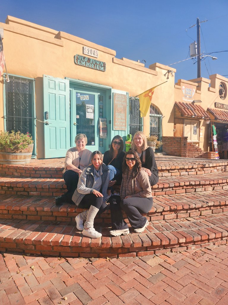 MrsJimenez03's tweet image. Last week, we traveled to Santa Fe, New Mexico, to attend La Cosecha Dual Language Conference. Today, during our Institute Day, we got to present various topics from the wonderful sessions. Thankful for the opportunity. Glad to be part of this team @AddisonSD4!
