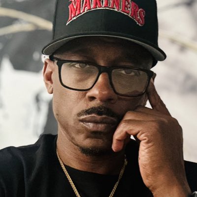 TheNotework's tweet image. #NewProfilePic