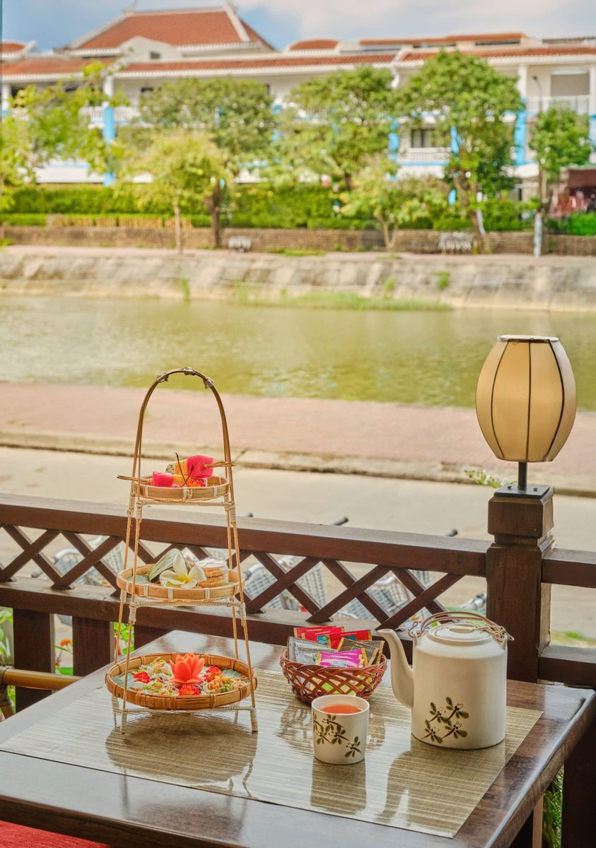 Little_Hoi_An's tweet image. Sit back, enjoy a traditional Vietnamese afternoon tea, and take in the peaceful view of Hoi An by the river.
#hoian #hotel #afternoontea