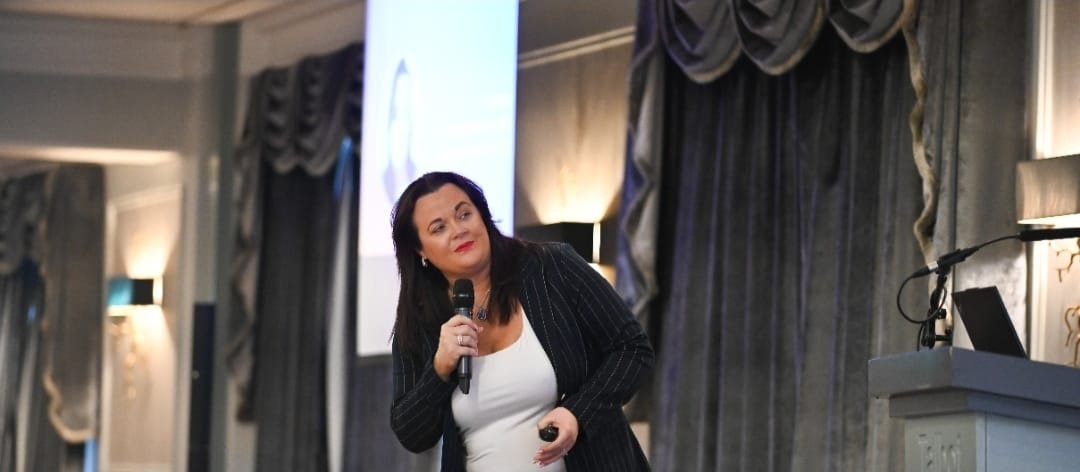 Julesrulesirl's tweet photo. Speaking at #socialmediafest was an incredible experience. Not only did I get to share my experience, but I also learned sooooo much from the other speakers. It's on again in April 2025, don't miss it!!@Tweetinggoddess thank you again for inviting me to speak🙌 https://t.co/dAwsOD7xWv