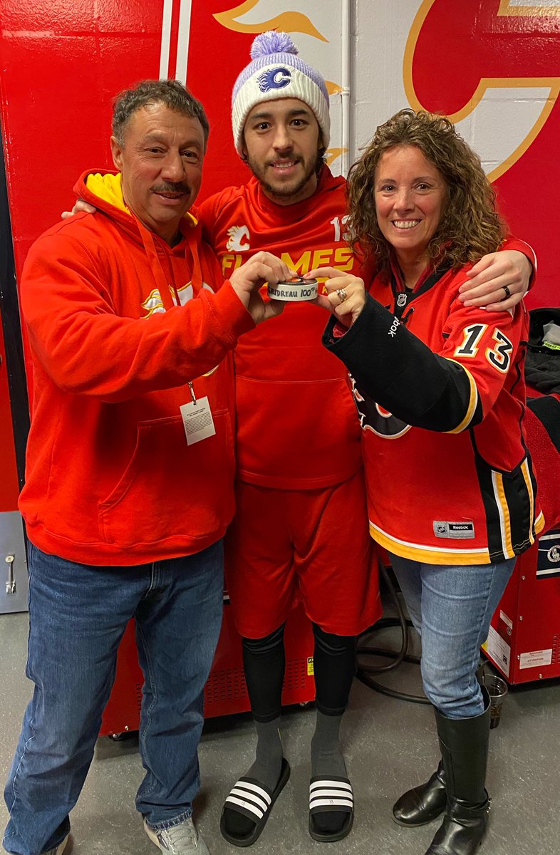 BR_OpenIce's tweet photo. The Gaudreau family will attend the Flames vs. Blue Jackets game in Calgary on December 3rd ❤️

(via @EricFrancis) https://t.co/E6EKJssfok
