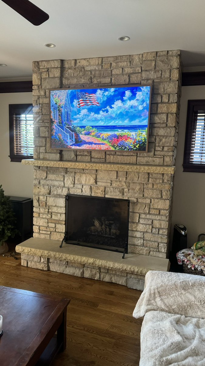 HDInstalls's tweet photo. Samsung the Frame TV set, installation on brick by @HDInstalls https://t.co/zzgagQza3X