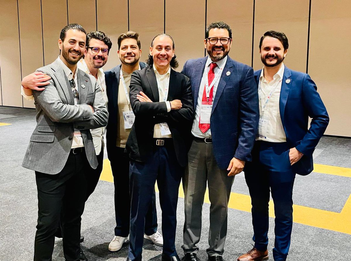 José Manuel Rodríguez González-Cobián (@manolorgc) on Twitter photo Terminó un gran congreso, especial mención al trabajo de <a href="/AlexHermen/">Alex Hermen</a> <a href="/EdgarLindenMD/">Linden MD</a> por el esfuerzo sobrehumano, agradecido con mis maestros <a href="/urosasnava/">Emmanuel Rosas Nava</a> <a href="/Urocorona/">Víctor E. Corona. MD MEd MBA MAP PhD</a> por el apoyo con los trabajos de investigación y la mentoría. Terminó un gran congreso, especial mención al trabajo de <a href="/AlexHermen/">Alex Hermen</a> <a href="/EdgarLindenMD/">Linden MD</a> por el esfuerzo sobrehumano, agradecido con mis maestros <a href="/urosasnava/">Emmanuel Rosas Nava</a> <a href="/Urocorona/">Víctor E. Corona. MD MEd MBA MAP PhD</a> por el apoyo con los trabajos de investigación y la mentoría.