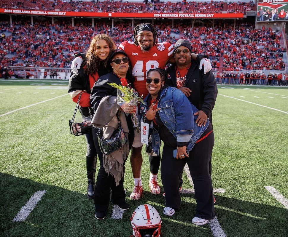 iiam_ribsbee's tweet image. 🥂 cheers to the journey! Wouldn't trade it in for the world! I am so grateful!  #TEAMSHERMAN #GBR Forever!