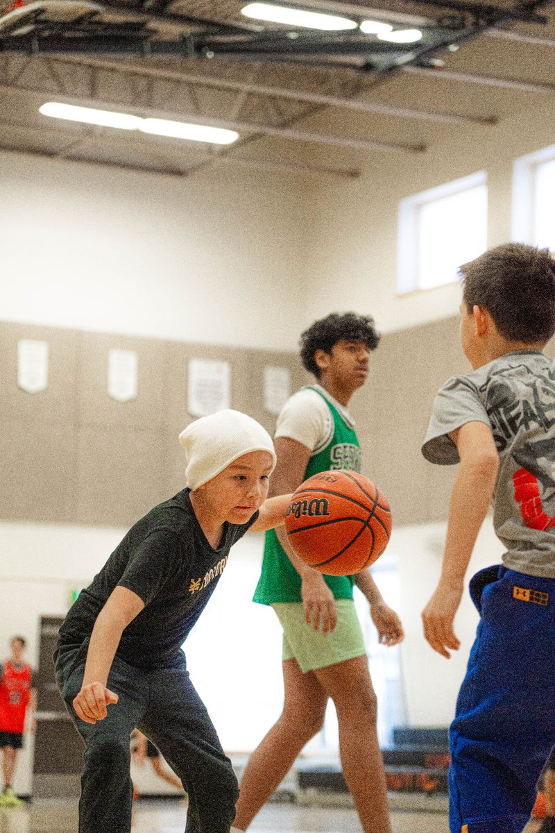 Spence Neighbourhood Association (@snacommunity) on Twitter photo Highlights from the games this weekend!
It wasn't the outcome we wanted, but we will still work hard and get our win back🏀
(<a href="/basketballmb/">Basketball Manitoba</a>) #WinnipegBasketball #SpenceBasketball #YouthBasketball #GoSpenceGo
📸: Christian Garica (Instagram: aephotos71) Highlights from the games this weekend!
It wasn't the outcome we wanted, but we will still work hard and get our win back🏀
(<a href="/basketballmb/">Basketball Manitoba</a>) #WinnipegBasketball #SpenceBasketball #YouthBasketball #GoSpenceGo
📸: Christian Garica (Instagram: aephotos71)