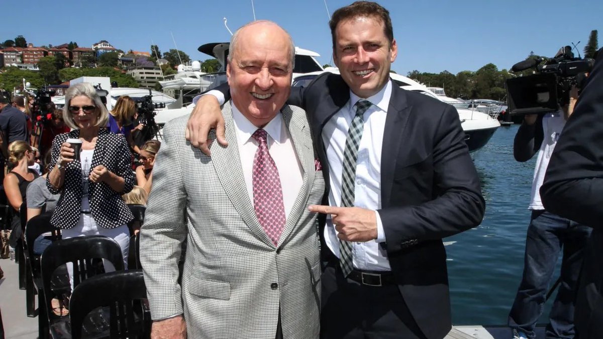 Dazzaat's tweet photo. Hey Karl 
Paid back that loan to Alan ? https://t.co/vgopAYpCeE