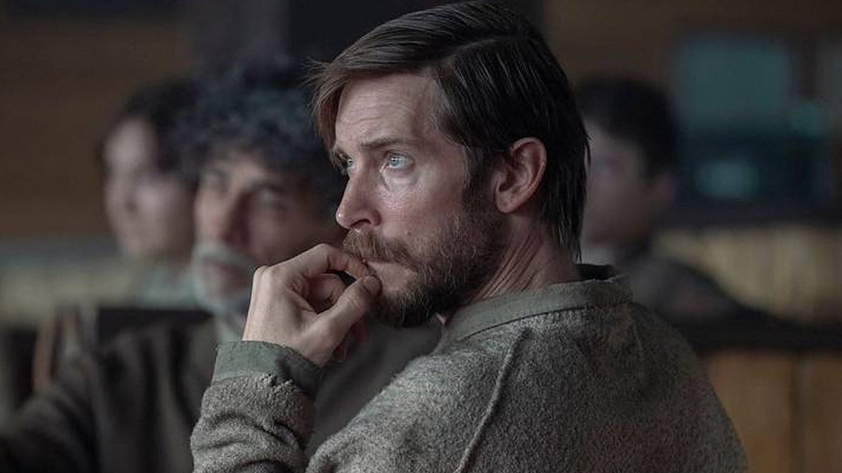 chilli_feed's tweet photo. 🎮 Naughty Dog's upcoming game is shrouded in mystery, but it's confirmed that Troy Baker, famous for playing Joel in The Last of Us, will be part of it. Director Neil Druckmann mentioned that the game has been in the works since 2020, aiming for a release by 2026.

While the Last of Us Online project was scrapped, there's excitement about Baker's return. Known for his iconic roles in major franchises, Baker continues to be a significant figure in gaming. 🎉

#NaughtyDog #Gaming #TroyBaker