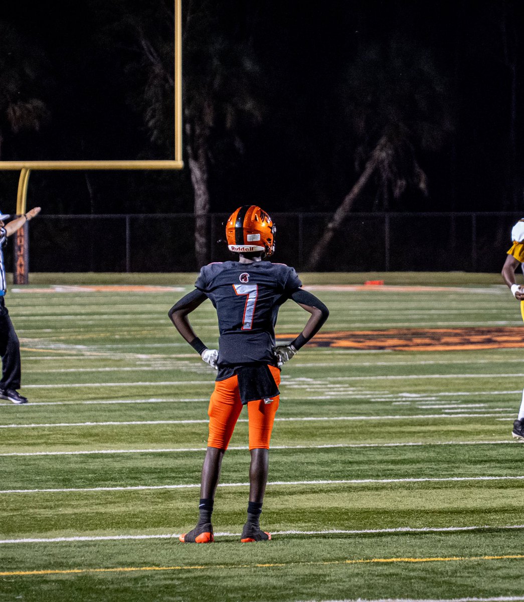 DradTypically's tweet photo. Sophomore end of szn! https://t.co/eoR9HRS6hf @Coach_Hammer @Teamjacquem @CoachG58 https://t.co/rWXu6TX4I5