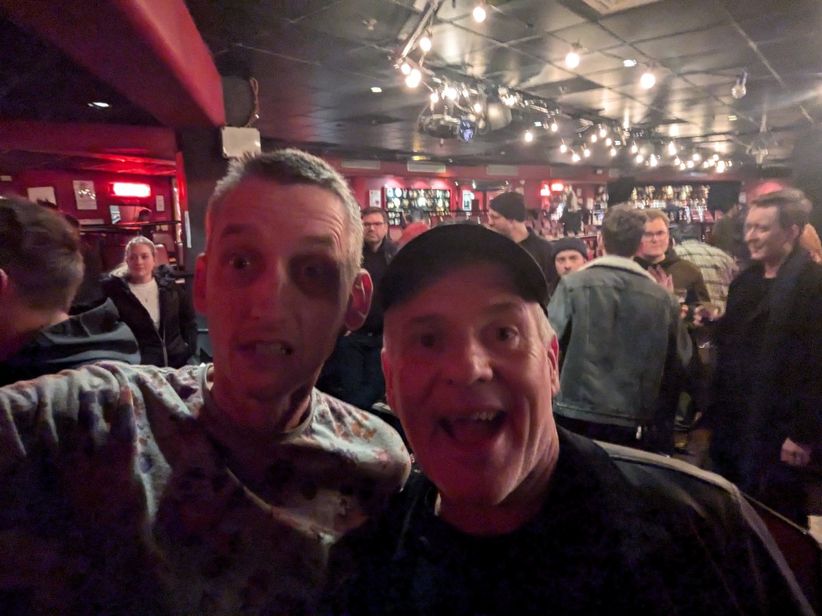 midgester's tweet photo. Big thanks to @ChrisMoyles who said kind &amp; encouraging things about my 'act'... before giving me a black eye

(Jokes: actually a weird photo/light glitch/my dead eyes)

Big up the rest of the @RadioX team for being lovely even @chrisjlongman

Late night for wee @JamesRobinson tho https://t.co/JCI12n8Jk9