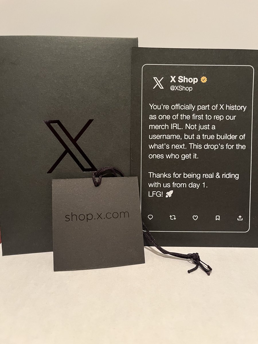 ornery_owls's tweet image. Merry 🎄Christmas! My @X cap came earlier than expected—yippie skippie!
And, I don’t know if the little details matter to you—but they do to me. Not only is the 𝕏 cap amazeballs, but it even came with a card-stock Thank You too!
Free Speech FTW! 🚀🦾🔥