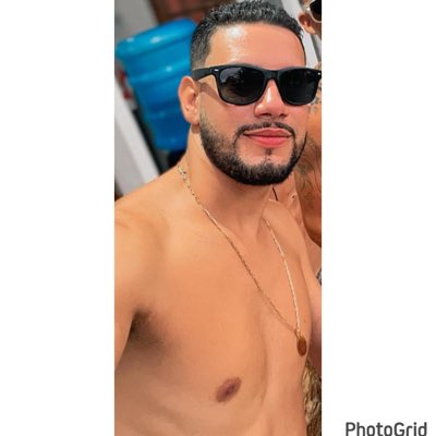 IFravoline's tweet photo. #NovaFotoDePerfil https://t.co/5mPHXesvUm