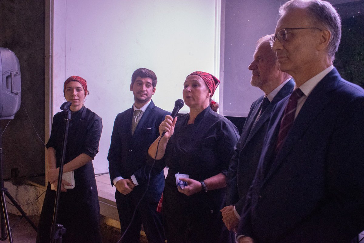 Complimenti al <a href="/IICCaracas/">Istituto Italiano di Cultura di Caracas</a> per la cena di gala che ha concluso la Settimana della Cucina Italiana nel Mondo 🇮🇹✨insieme a distinti esponenti del mondo culturale, imprenditoriale e accademico venezuelano.

Anche quest'anno, la #SCIM2024 ha costituito una rassegna straordinaria che