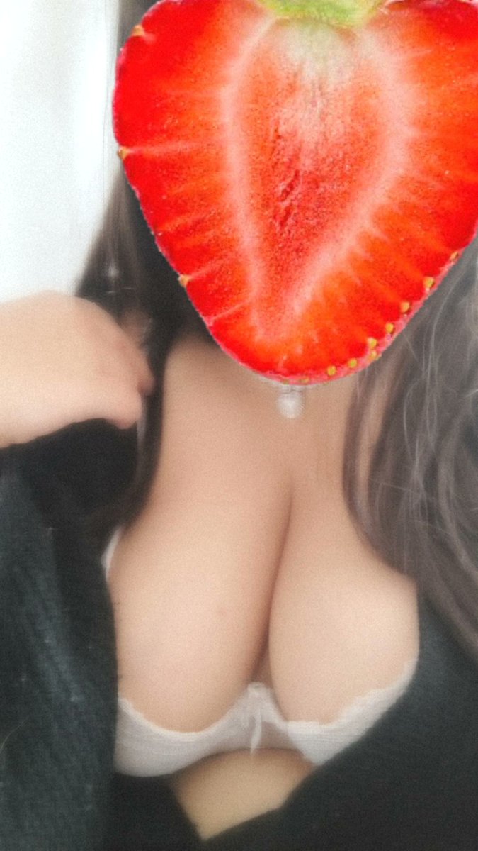 dirty_cutieee's tweet photo. ʕ⁠´⁠•⁠ ⁠ᴥ⁠•̥⁠`⁠ʔ
#nsfwtwtًً #cnc #boobs #young #rapekink #kink #taboo https://t.co/1Y5xT10uYD