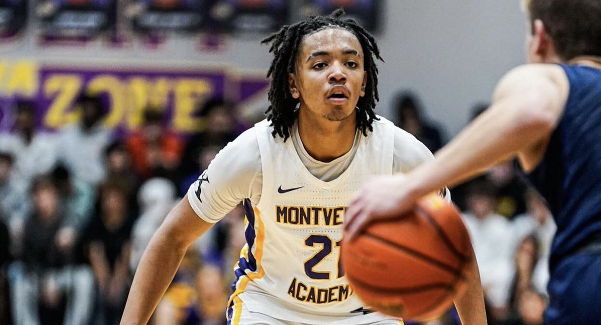 .<a href="/__kaydenallen__/">Kayden D. Allen🏀</a> has started out on fire, going 3-3 from the field and scoring 6 points to give No. 3 <a href="/MVABasketball/">Montverde Academy Basketball</a> the early 8-7 lead over <a href="/WATigersBB/">Wasatch Academy Basketball</a> midway through the first quarter at the <a href="/nationalhoopUSA/">Pay It Forward</a> 5 for the Fight.

Tune in now on ESPNU!