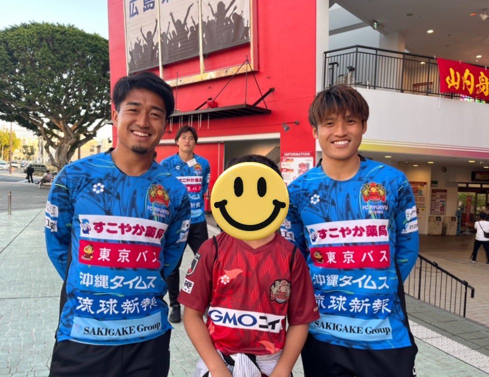 ㊗️26歳！移籍後すぐ怪我もあったけど初めてプレーを見た時に目が離せなくなって、いつも前向いて一生懸命な姿に自分も頑張ろっていう気持ちになれた
大変な時期もあったと思うけど、ここ最近はがむしゃらに！ゴールも見れて最高でした👍
今シーズンこそは一緒に撮りたかったけど緊張して写せず後悔🥹😂