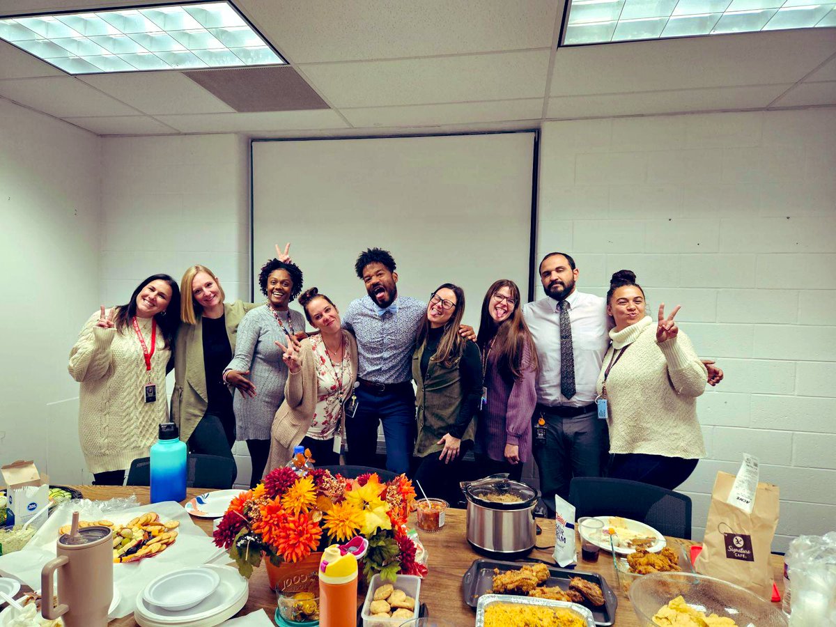 The love is felt!! Breaking bread w/ some of my amazing staff!! Friendsgiving at work ☺️ #grateful