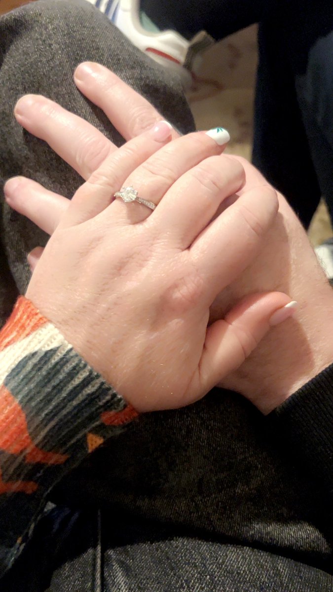 Alexander_Sach's tweet photo. When your work hubby decides its time to ask if he can become your real hubby 💍 Pop the champagne, I’m changing my name 😍 🍾 https://t.co/bqaZspDfjJ