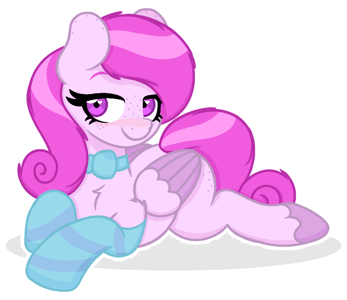 Lunar Tails - Lightshine Mom

Not much, just a Llena, she cute. There she is, mom pony.