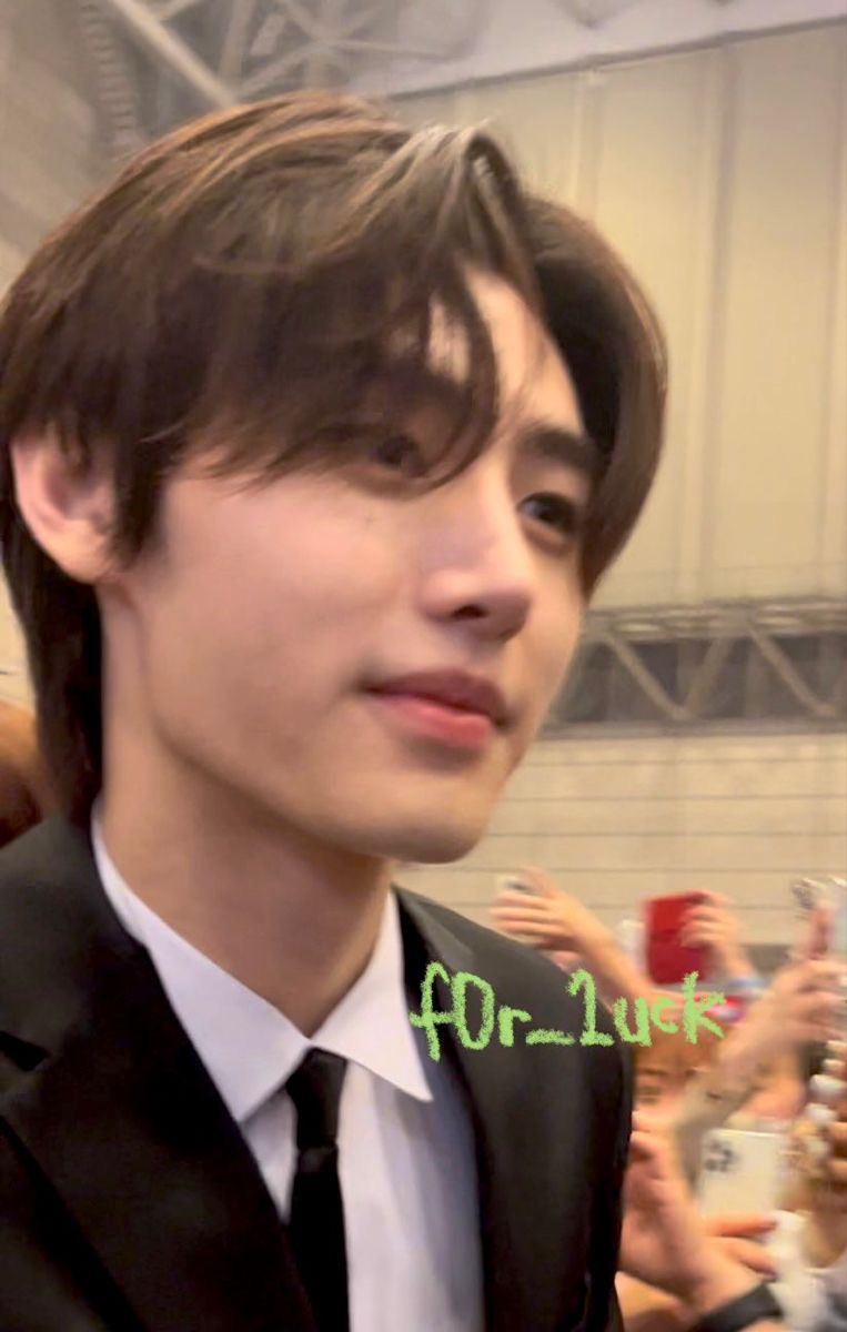 penghonie's tweet photo. how you can be this beautiful.. https://t.co/M02wTTVhqi