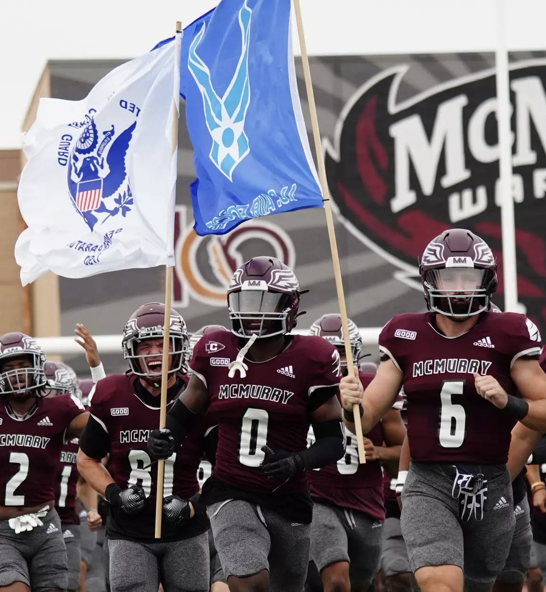 #AGTG After a great conversation with <a href="/kjkelley_1/">KJ Kelley</a> I am blessed to receive my first offer from <a href="/McMURRYFOOTBALL/">McMURRY FOOTBALL</a>