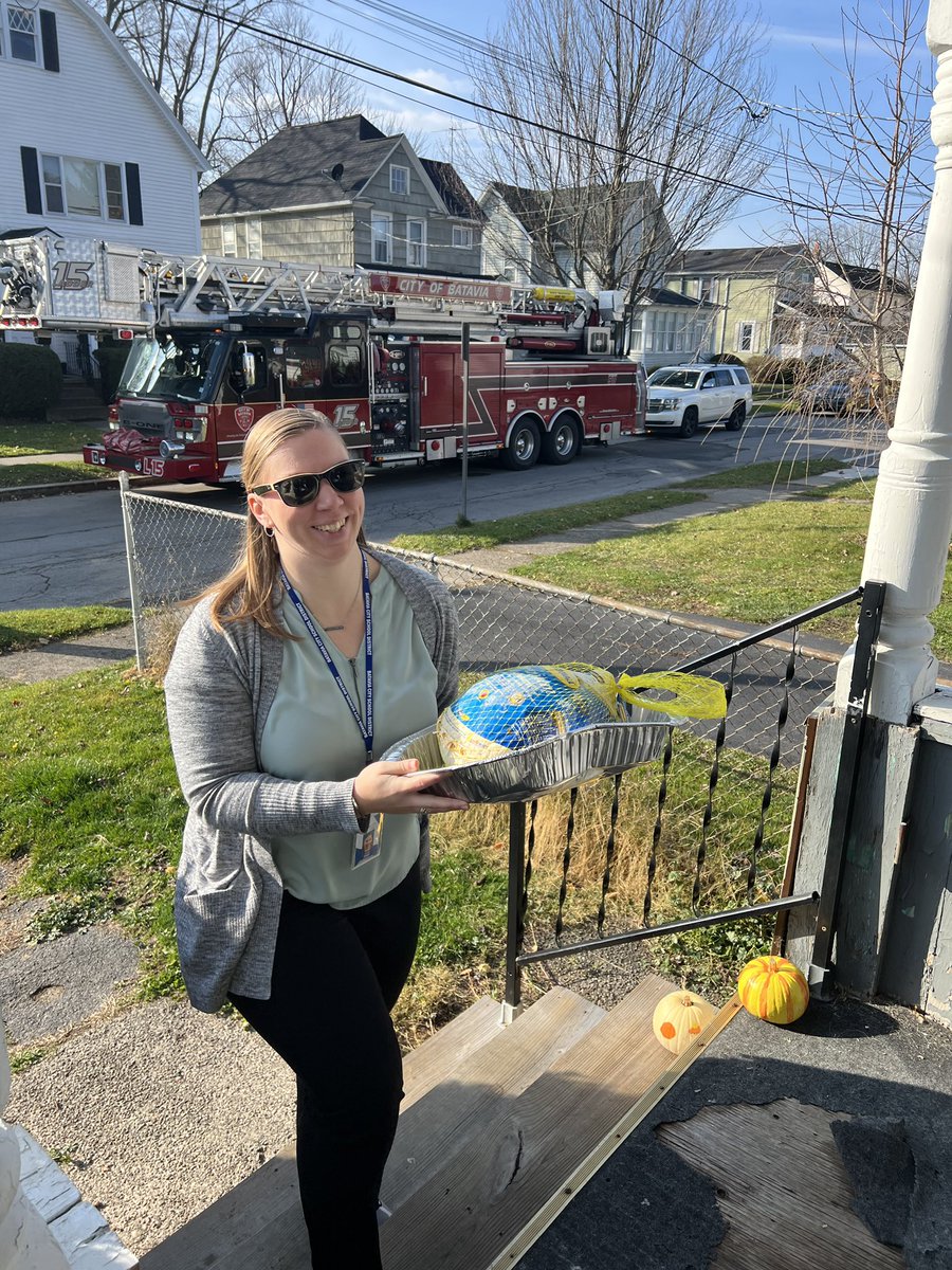 <a href="/BataviaJK/">John Kennedy Intermediate</a> students &amp; staff with the help of Batavia City Fire &amp; Batavia Police collected and delivered Thanksgiving meals to several families today. JK kids &amp; staff showed amazing  kindness and care for their community. Thank you <a href="/Wegmans/">Wegmans Food Markets</a> &amp; <a href="/LawleyInsurance/">Lawley Insurance</a>  for your donations!