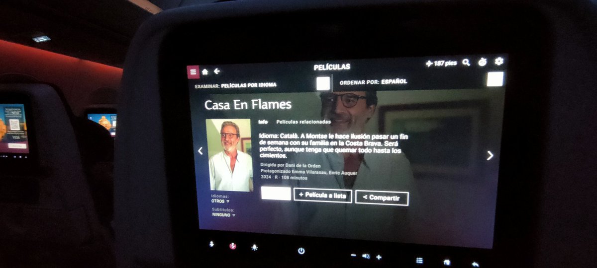 santicic's tweet photo. Avui he pensat amb @DoblatgeCatala quan per sorpresa m'he trobat "La Casa en Flames" entre les opcions audiovisuals en un vol de
Qatar Airways de Japó a Doha. So original i subtítols en anglès 👏👏 https://t.co/vBf1CSZMH4