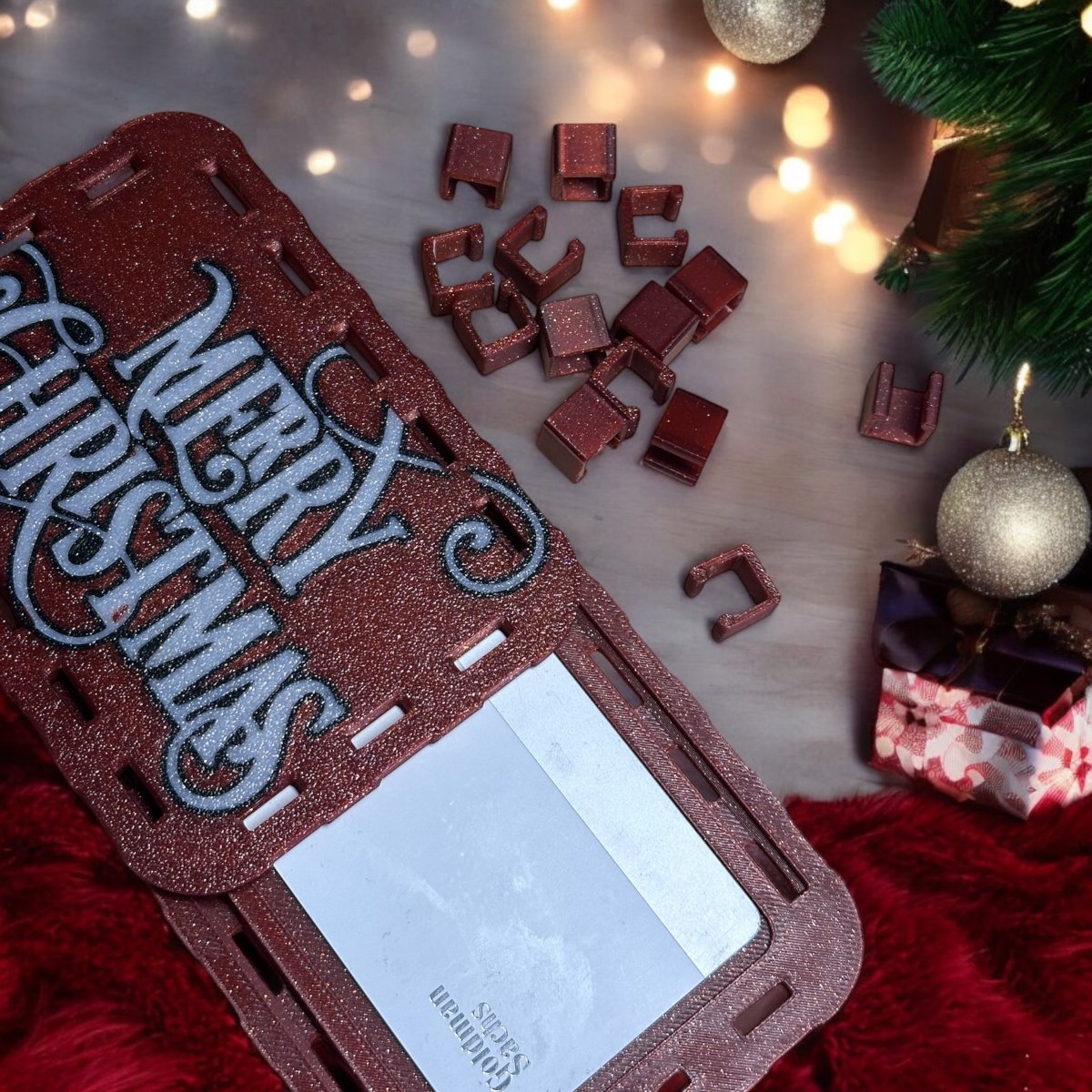TheLightSpeedz's tweet photo. Discover the fun and function of the Christmas Card Annoying Box 3D model. Perfect for keeping your gift safe and your recipient intrigued! Explore the model on https://t.co/jCEn8nPvGL #3Ddesign #GiftFun @Thangs3D https://t.co/ubGYF3knbF