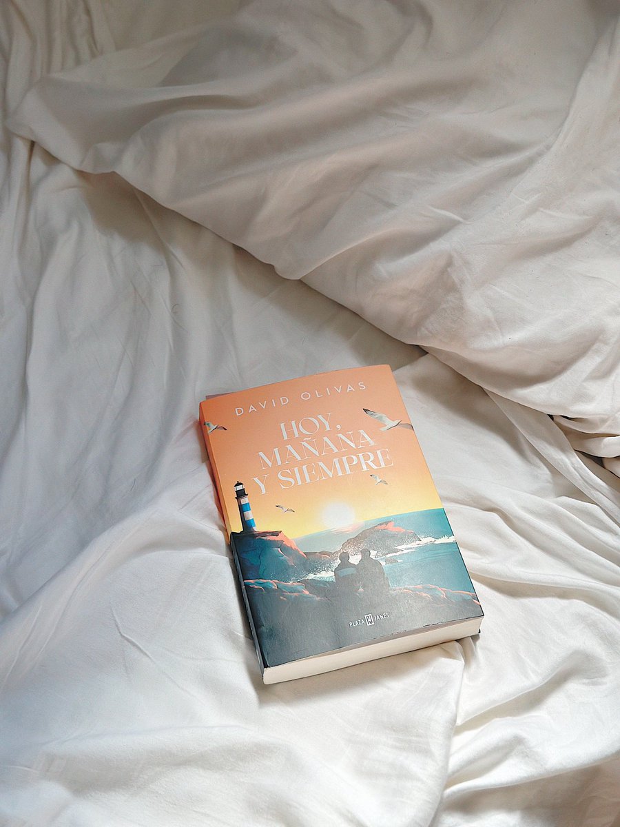adictosalibros's tweet photo. Posiblemente es el libro que mas emociones me ha hecho sentir en este 2024. Lloré demasiado por diferentes cosas e incluso el pasado. https://t.co/GCL7BnJRqI